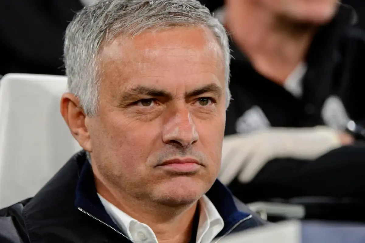 rio-ferdinand-brani-mourinha-po-incidentu-s-viniciem-mourinho-zustane-v-lisabonu